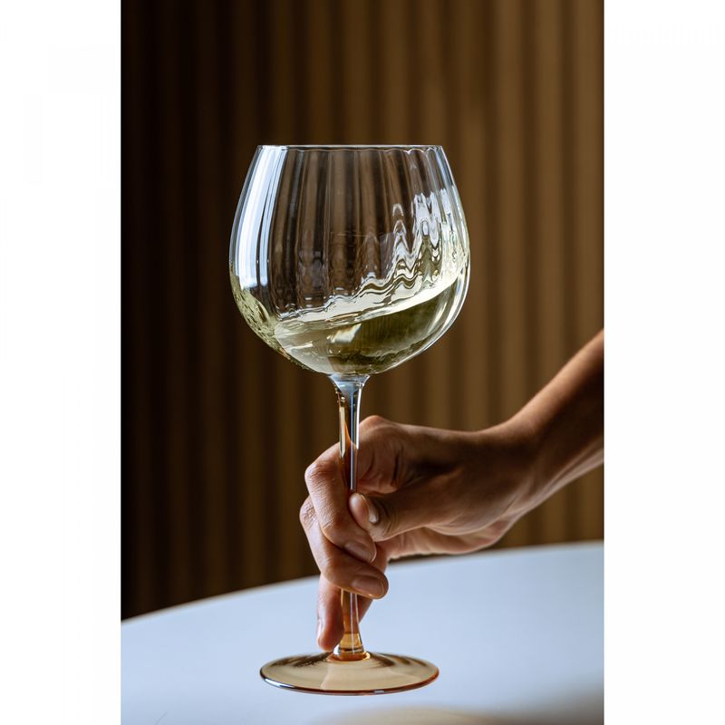 Conjunto-2-Tacas-para-Vinho-De-Vidro-Com-Haste-Ambar-Classic-620ml-Wolff