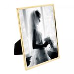 Porta-Retrato-Elegant-15cm-x-20cm-Dourado-Aco-Inox-Wolff