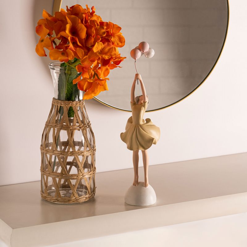 Figura-Decorativa-Boneca-com-Baloes-de-Resina-Brancos-7cm-x-7cm-x-30cm-Wolff
