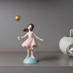 Figura-Decorativa-Boneca-com-Balao-de-Resina-Dourado-13cm-x-8cm-x-22cm-Wolff