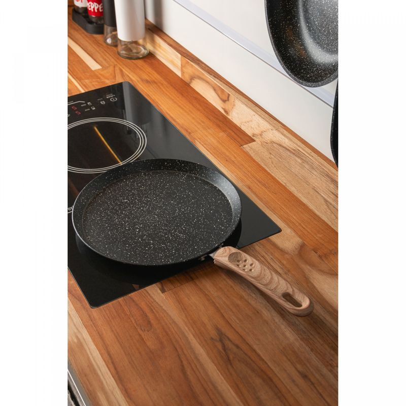 Tapioqueira-de-Inducao-em-Aluminio-com-Revestimento-Ceramico-Granilite-Preta-22cm-Wolff