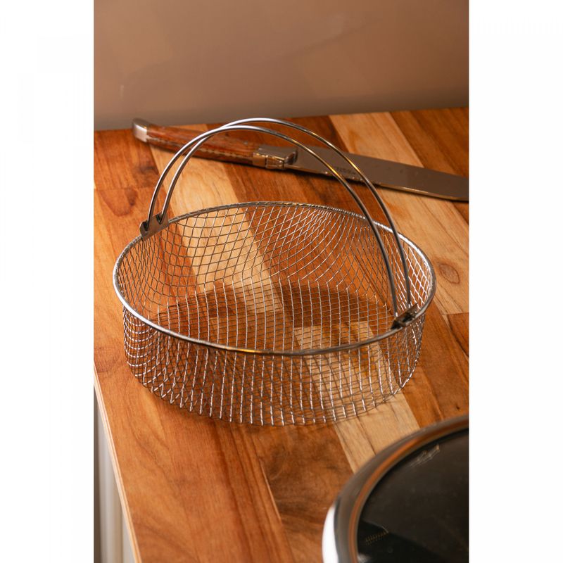 Cesto-Redondo-de-Aco-Inox-para-Air-Fryer-com-Alca-21cm-x-21cm-x-6cm-Wolff