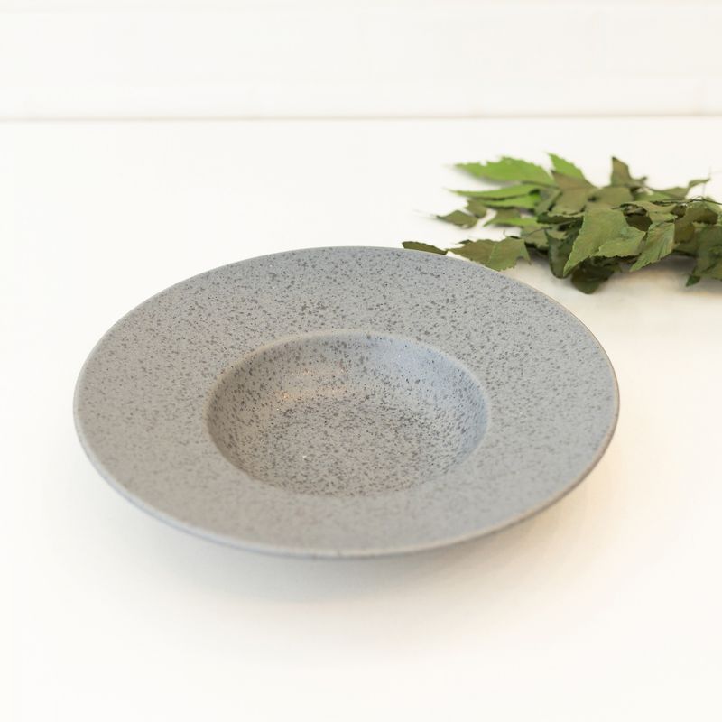 Prato-para-Risoto-de-Ceramica-Mist-Cinza-Matte-26cm-Wolff