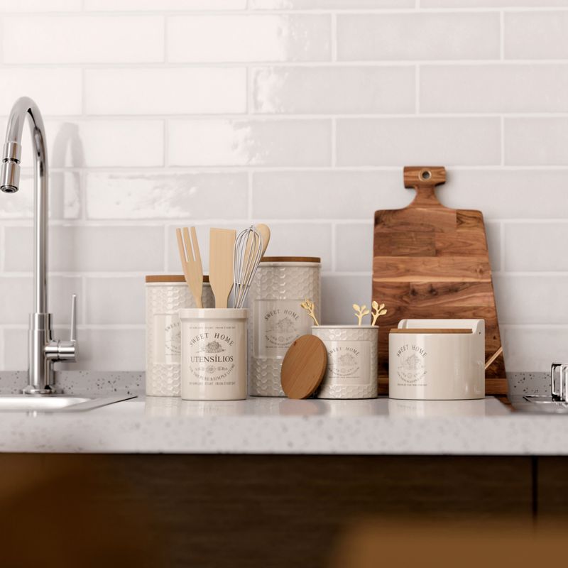 Saleiro-de-Ceramica-para-Parede-com-Tampa-de-Madeira-Sweet-Home-Branco-620ml-Wolff