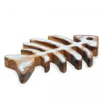 Conjunto-2-Descansos-para-Panela-em-Madeira-Teca-Peixe-Noronha-Azul-22cm-x-14cm-x-2cm-Wolff-Craft