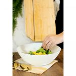 Tabua-para-Corte-de-Bambu-com-Silicone-Dobravel-32cm-x-27cm-x-1cm-Lyor