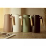 Garrafa-Termica-de-Plastico-com-Cabo-de-Madeira-e-Termometro-Tap-Menta-1L-Lyor