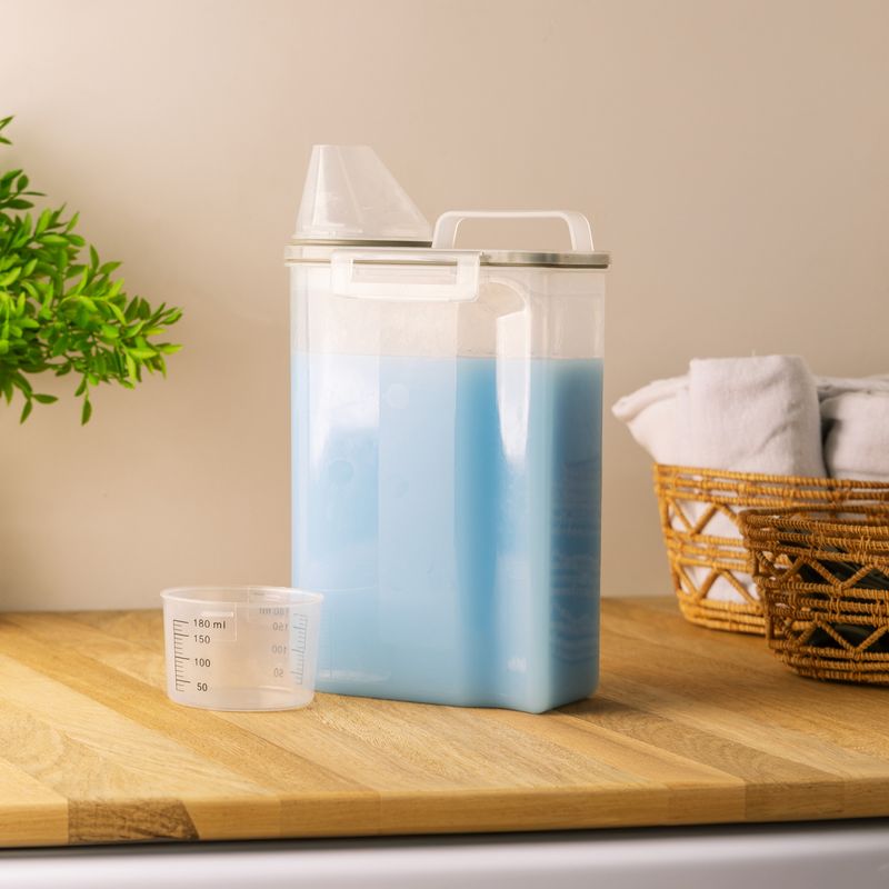 Pote-Hermetico-para-Armazenamento-com-Copo-Medidor-de-Plastico-My-Box-25L-Lyor