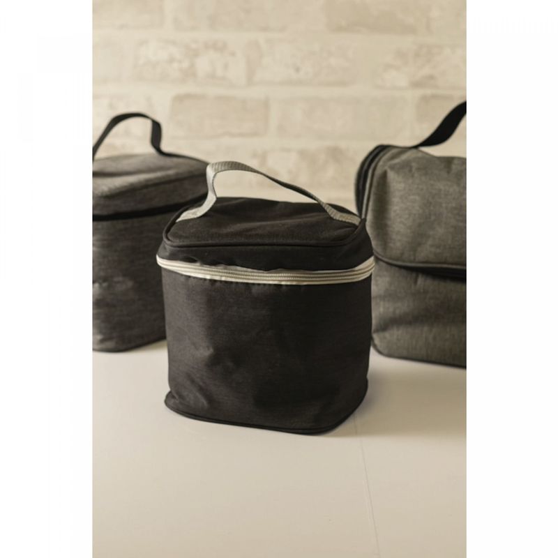 Bolsa-Termica-de-Poliester-Easy-Life-Preta-17cm-x-17cm-x-135cm-Lyor