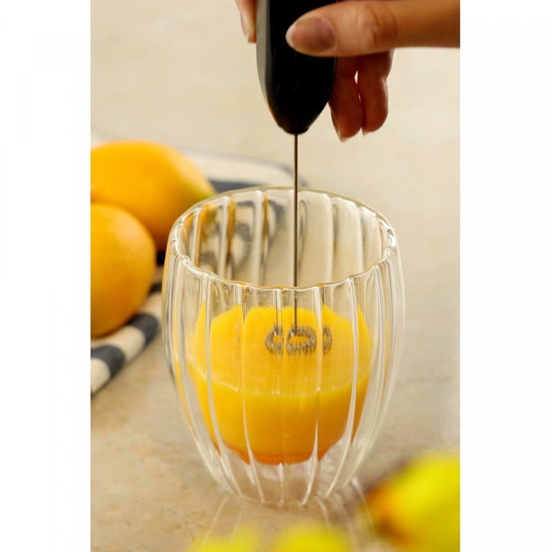 Mini-Mixer-Eletrico-para-Bebidas-de-Inox-e-Plastico-Preto-Lyor