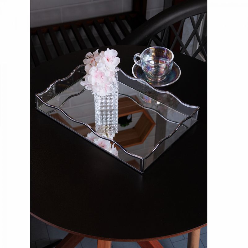 Bandeja-com-Espelho-Ocean-20cm-x-30cm-x-4cm-Prateada-Metal-Lyor