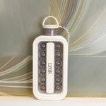 Garrafa-2-em-1-com-Forma-para-Gelo-de-Plastico-7cm-x-125cm-x-28cm-Lyor