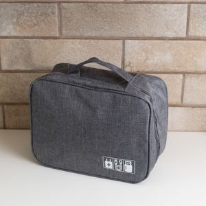 Organizador de Cabos de Poliéster com Alça Cinza 24cm x 18cm x 9cm - Lyor