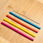 Conjunto-4-Canudos-de-Silicone-Coloridos-Reutilizaveis-com-Escova-para-Limpeza-22cm-Lyor