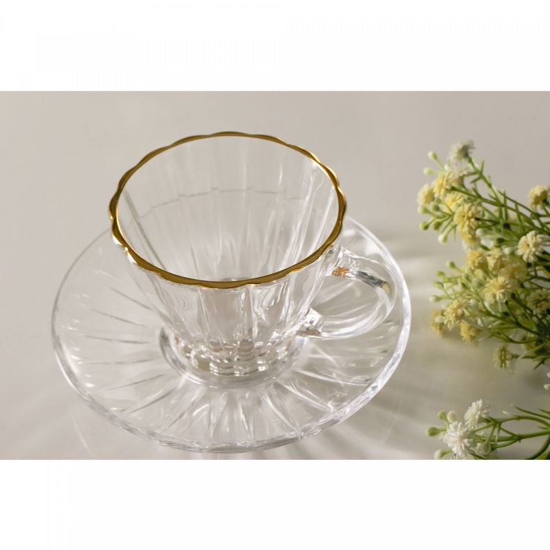 Conjunto-2-Xicaras-para-Cha-de-Cristal-com-Fio-de-Ouro-e-Pires-Radial-180ml-Lyor