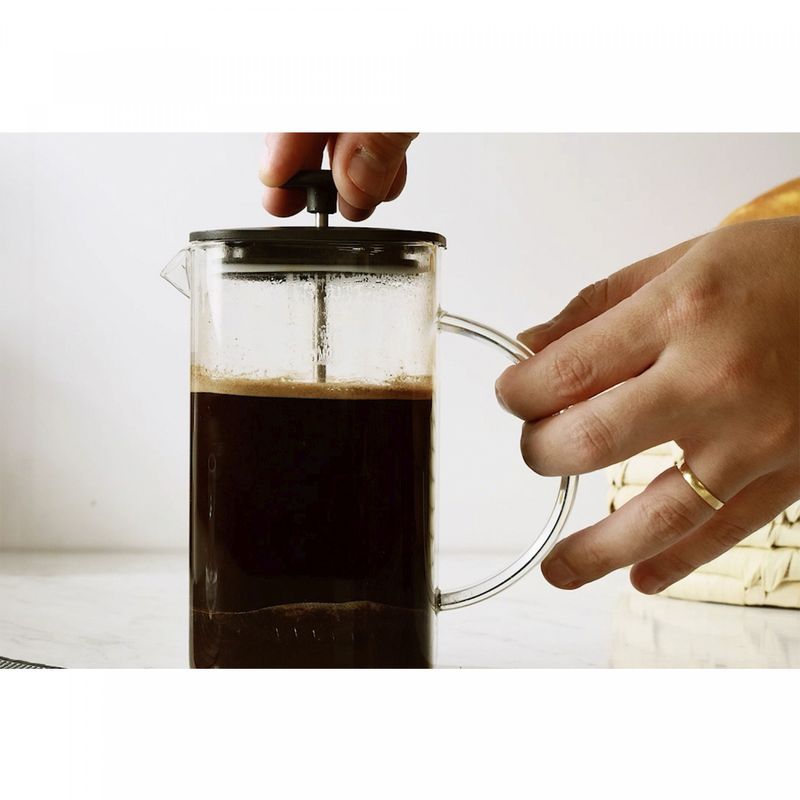 Cafeteira-Prensa-Francesa-de-Vidro-Borossilicato-e-Tampa-de-Plastico-Preta-Quadratta-700ml-Lyor