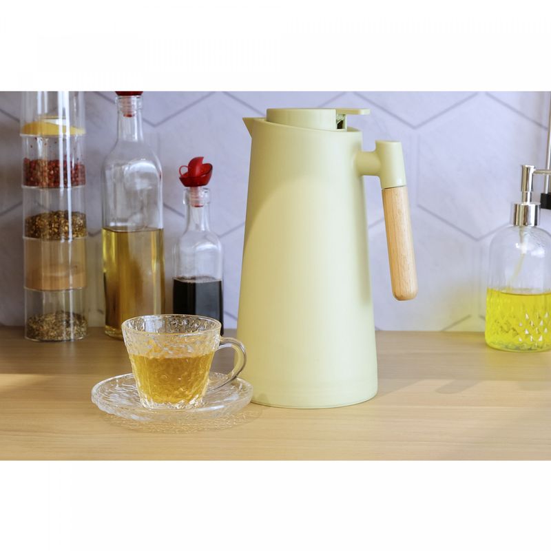 Garrafa-Termica-de-Plastico-com-Cabo-de-Madeira-Escandinavia-Menta-1L-Lyor