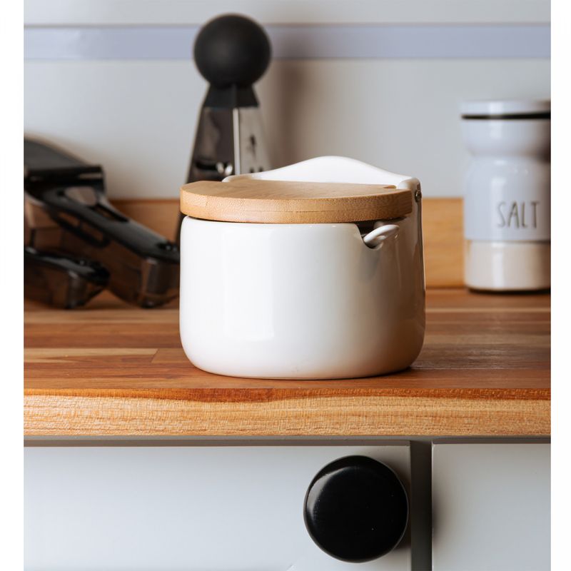 Saleiro-de-Mesa-de-Ceramica-com-Tampa-de-Bambu-e-Colher-Bianco-105cm-x-9cm-Lyor