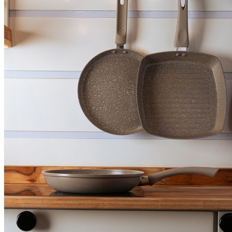 Frigideira-de-Inducao-Chef-Pro-24cm-Taupe-Aluminio-com-Revestimento-Ceramico-Lyor
