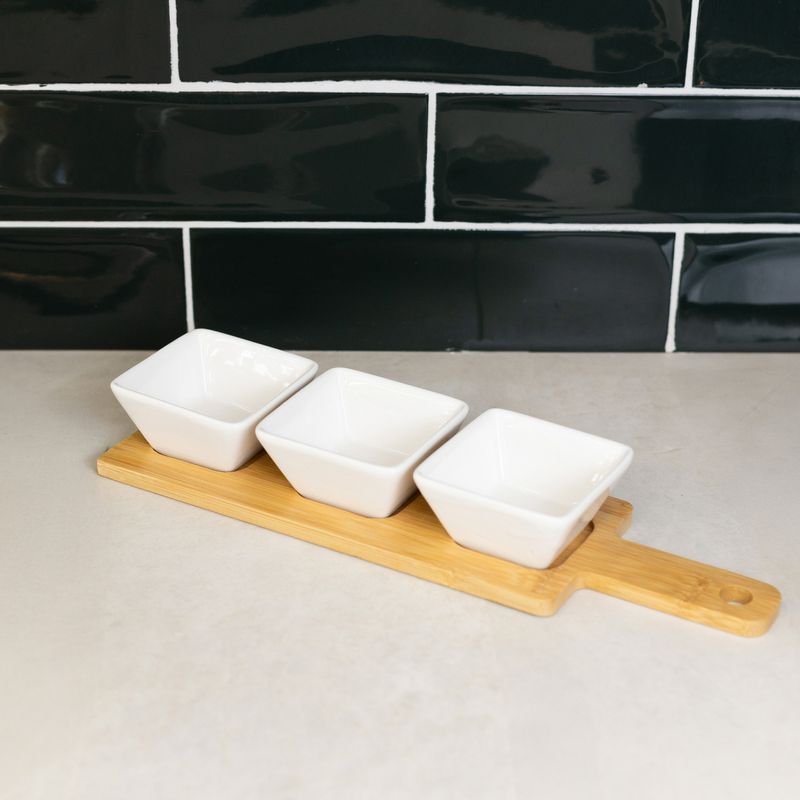Conjunto-3-Petisqueiras-com-Bandeja-de-Bambu-Branco-31cm-x-9cm-x-5cm-Wolff