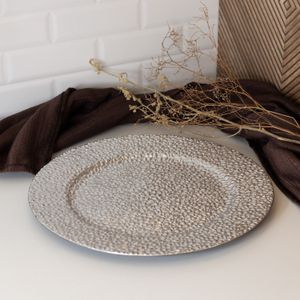 Sousplat de Plástico Martelado Prateado 33cm - Wolff