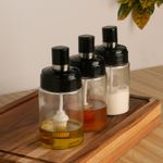 Acucareiro-de-Vidro-com-Colher-e-Tampa-de-Plastico-Preta-7cm-x-7cm-14cm-Wolff