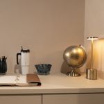 Globo-Decorativo-de-Plastico-e-Metal-22cm-x-20cm-x-265cm-Wolff