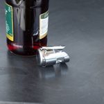 Tampa-com-Pressao-para-Champanhe-de-Aco-Inox-Wolff