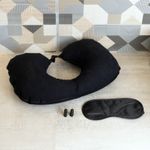 Kit-Viagem-com-Travesseiro-Inflavel-de-Poliuretano-Plug-para-Ouvidos-e-Mascara-de-Poliester-Preto-