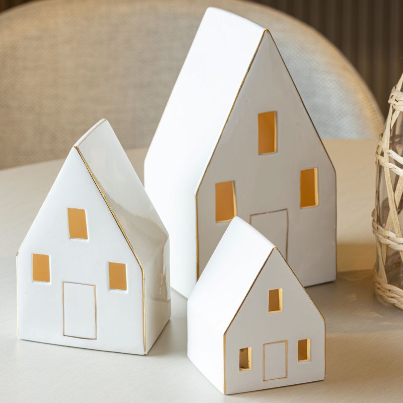 Casa-Refugio-de-Luz-7cm-x-6cm-x-9cm-Ceramica-Wolff