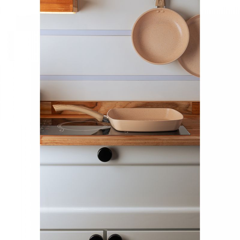 Bistequeira-de-Inducao-em-Aluminio-com-Revestimento-Ceramico-Granito-Chef-Bege-24cm-Lyor