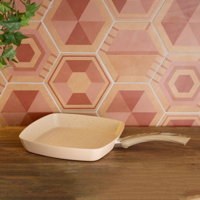 Bistequeira-de-Inducao-em-Aluminio-com-Revestimento-Ceramico-Granito-Chef-Bege-24cm-Lyor